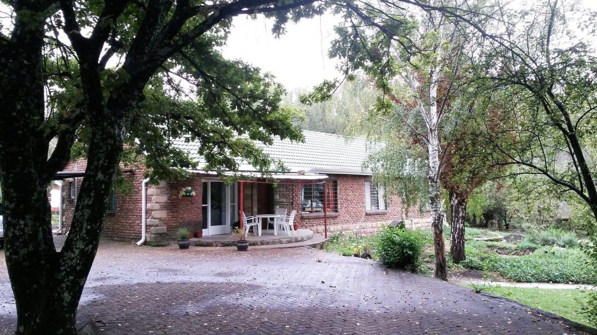 Woodlands Retreat Hotel Clarens Exterior photo